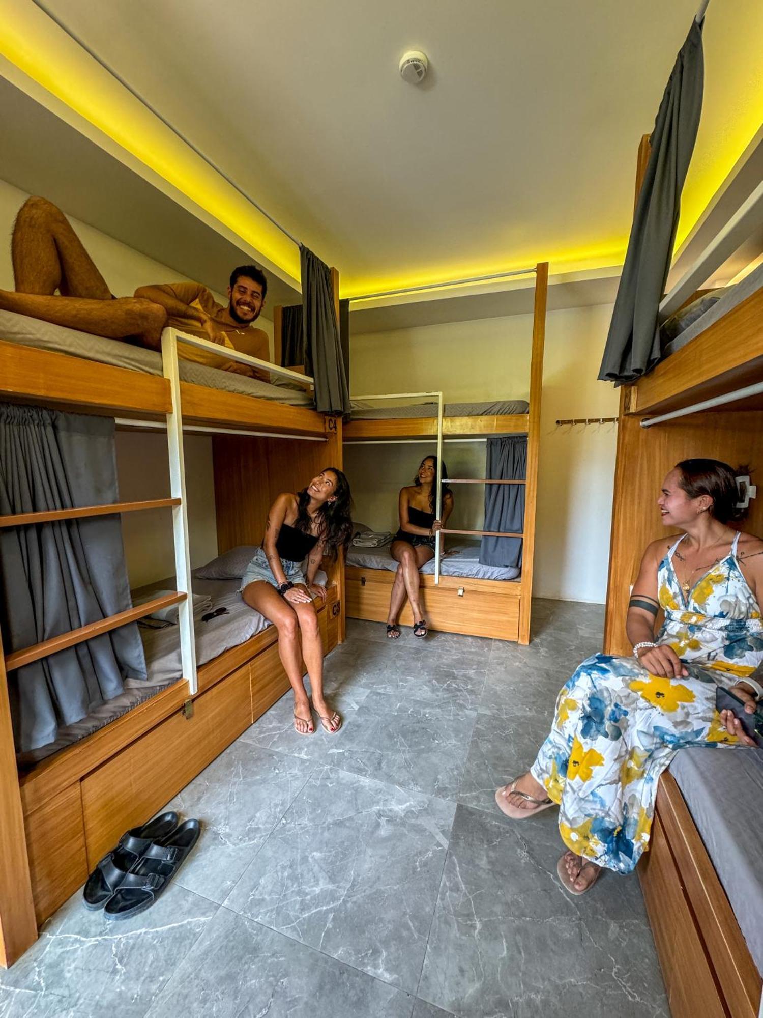 Red Picnic Hostel Panglao Island Exterior photo